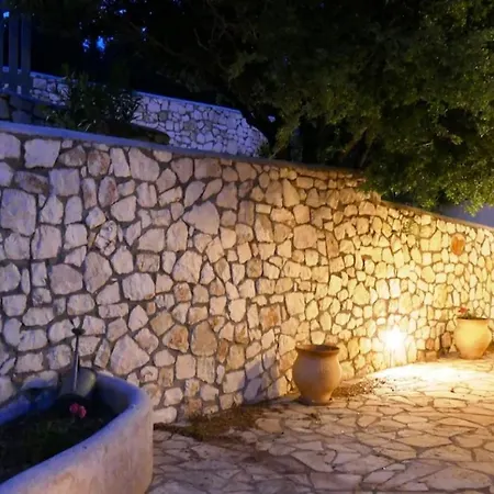 Bluevilla Villa Evretí