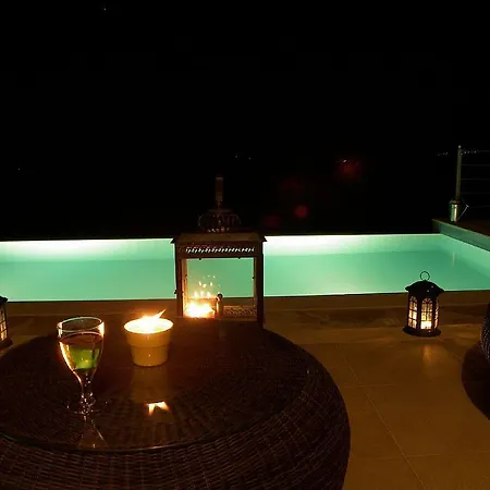 فيلة Bluevilla *